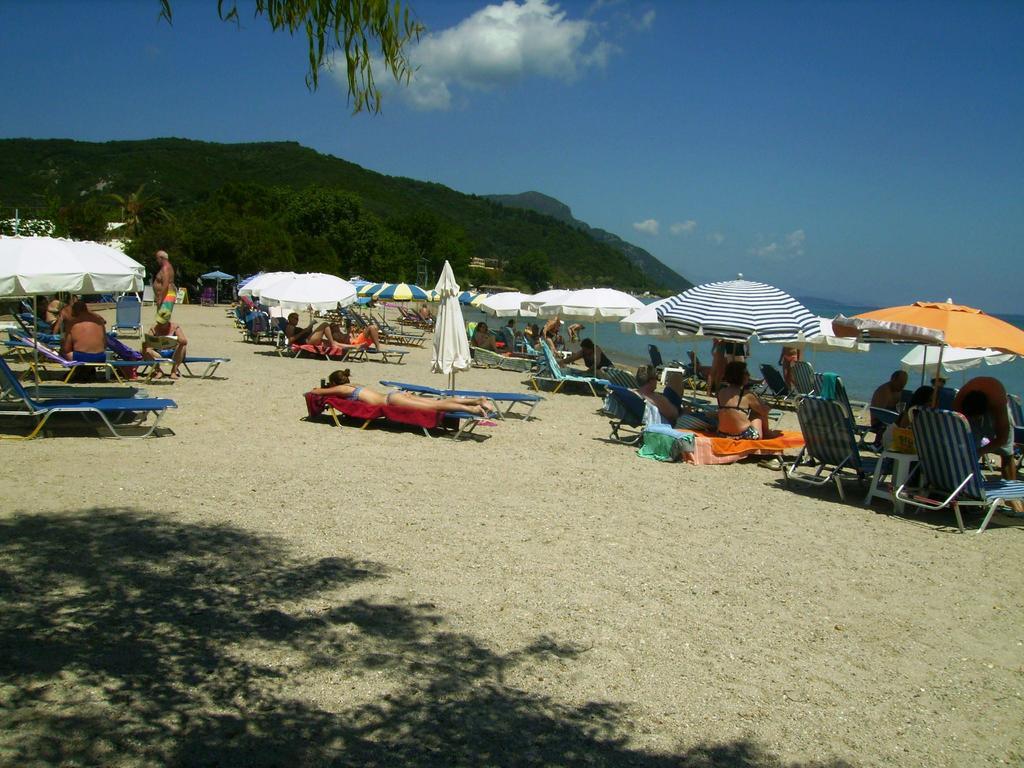 Aggelos Family Hotel 莫拉蒂卡 外观 照片