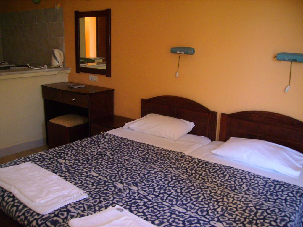 Aggelos Family Hotel 莫拉蒂卡 外观 照片